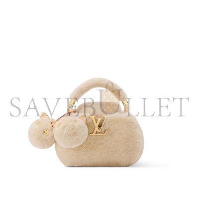 LOUIS VUITTON CAPUSNOW M26324 (20*13*11cm)